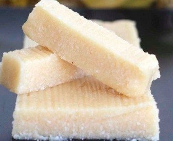Sweet | Traditional candy  | Caramelized Coconut Candy | Conserva de coco mediana | 176gr